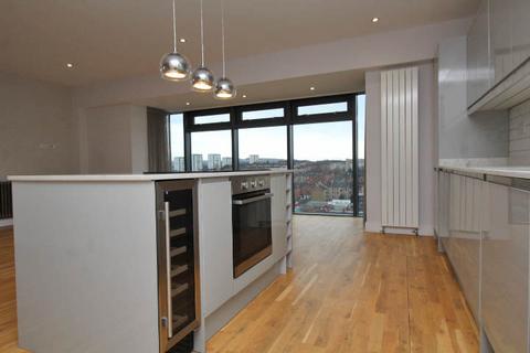 2 bedroom flat for sale, Flat 12/3, 10 Castlebank Drive, Glasgow Harbour G11 6AD