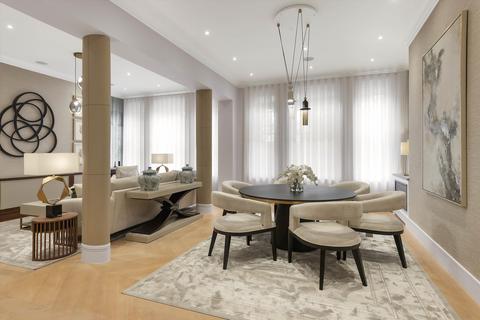 3 bedroom flat for sale, Hyde Park Gate, South Kensington, London, SW7