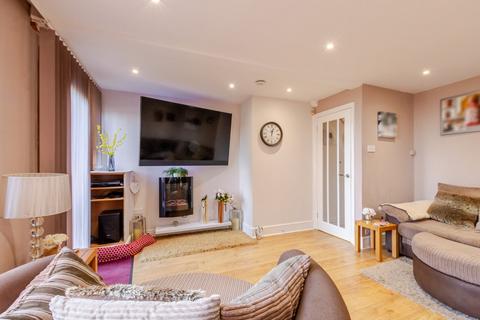 4 bedroom end of terrace house for sale, Penhill Road, Bexley, DA5