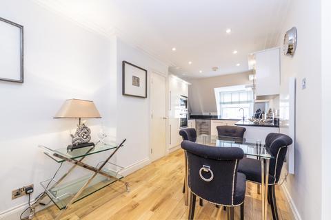 1 bedroom penthouse to rent, Grosvenor Hill, Mayfair W1K