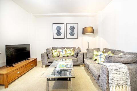 1 bedroom penthouse to rent, Hay’s Mews, Mayfair W1J