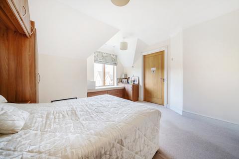 2 bedroom retirement property for sale, Salisbury Road, Sherfield English, Romsey, Hampshire, SO51