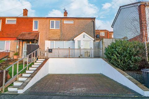 2 bedroom end of terrace house for sale, Holmhurst Lane, St. Leonards-On-Sea