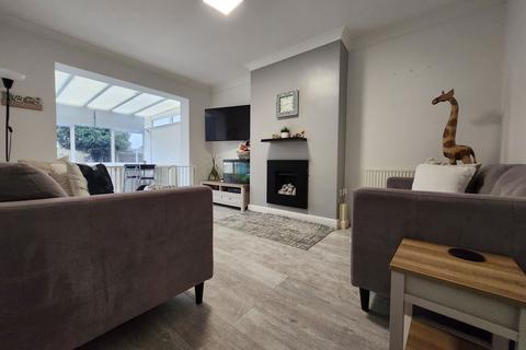 1 bedroom semi-detached bungalow for sale, Cliftonville Avenue, Ramsgate CT12