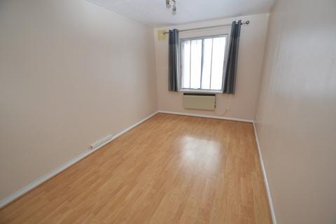 1 bedroom apartment to rent, The Drive, Slough, Berkshire, SL3