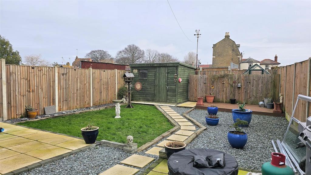 Garden 1.jpg