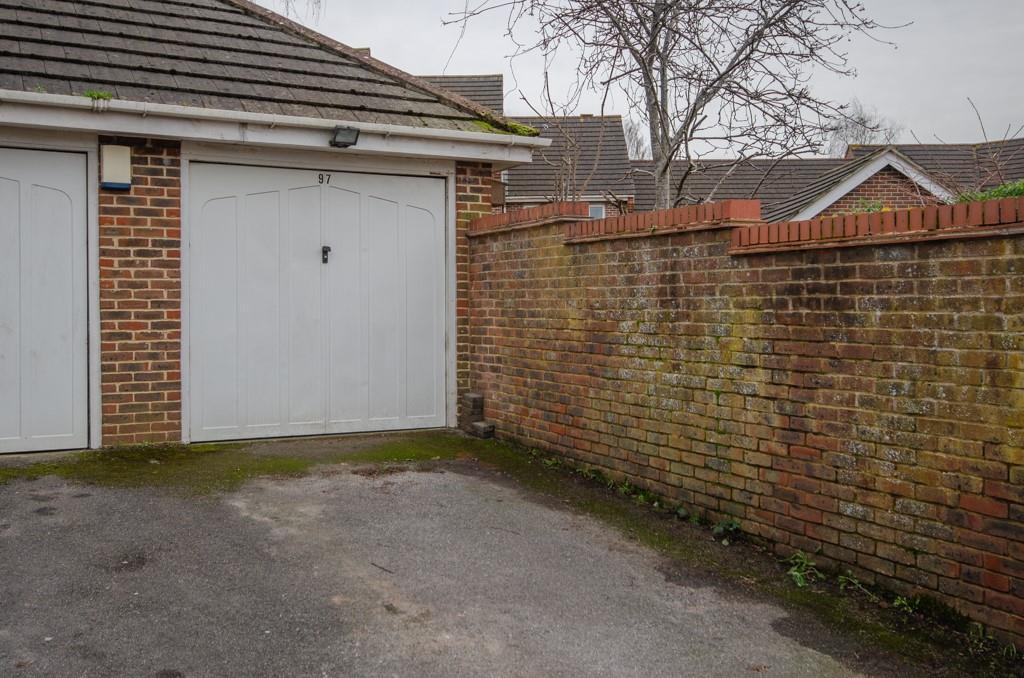 Garage.jpg