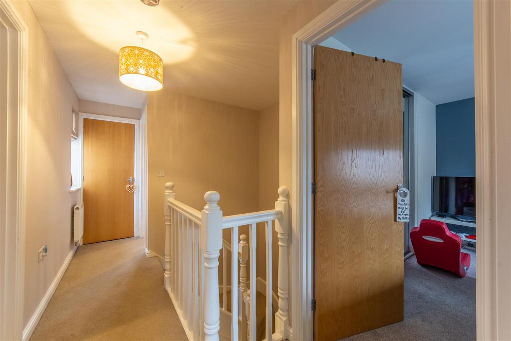 133 Parc Panteg-11.jpg