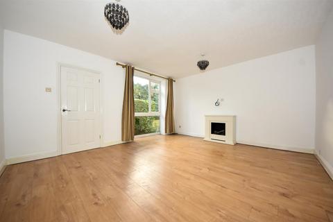 3 bedroom house to rent, Willes Road, Leamington Spa