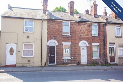 2 bedroom terraced house to rent, Military Road, Canterbury, CT1