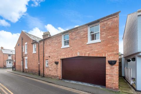 4 bedroom end of terrace house for sale, West Street, Stratford-upon-Avon