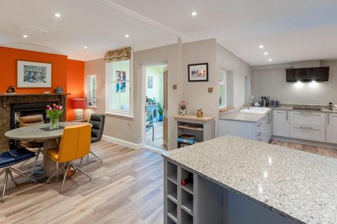 4 bedroom end of terrace house for sale, West Street, Stratford-upon-Avon