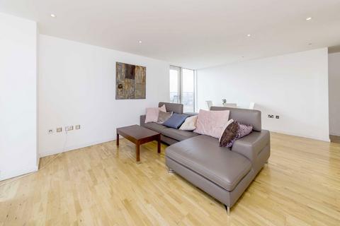 2 bedroom flat to rent, Millharbour, London E14