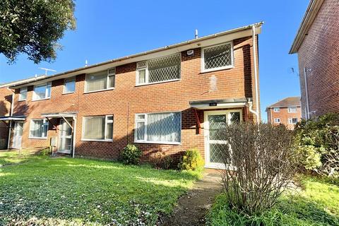 3 bedroom end of terrace house for sale, Blandford Road, Poole BH15