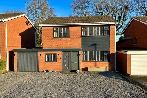 4 bedroom detached house for sale, St. Michaels Close, Telford TF7