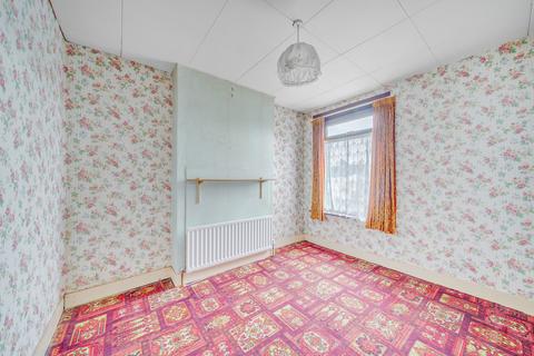 3 bedroom end of terrace house for sale, Norfolk Road, Romford RM7