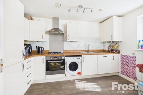 Flat 2, 1 Kenyon Way, Slough, SL3 8AL