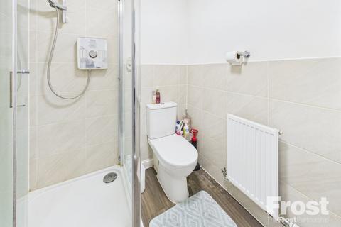 Flat 2, 1 Kenyon Way, Slough, SL3 8AL