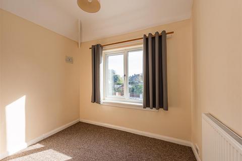 36 Park Avenue, Wombourne, Wolverhampton, WV5 0ND