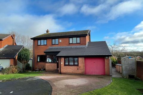 4 bedroom detached house for sale, Crag View, Thurgoland