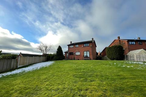 4 bedroom detached house for sale, Crag View, Thurgoland