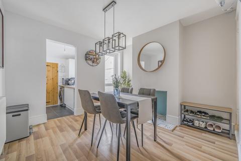69 Albany Road, Reading, RG30 2UL
