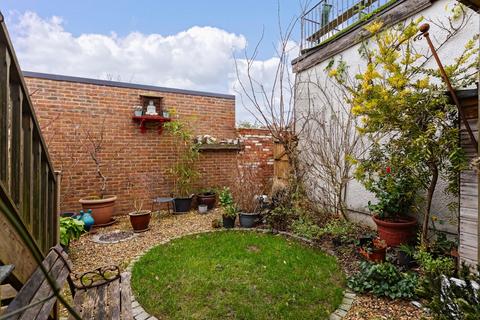 3 bedroom apartment for sale, Portland Road, Hove