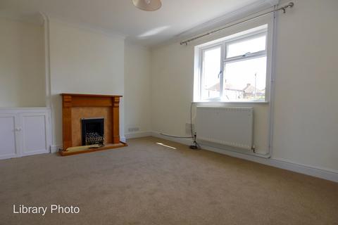 3 bedroom semi-detached house to rent, Bradfield Avenue, Hadleigh, IP7