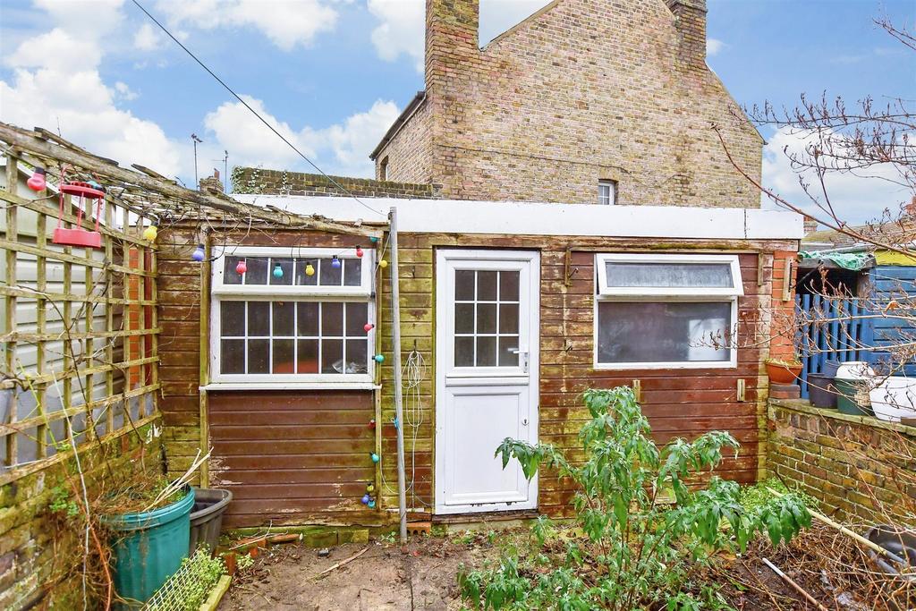 Workshop/Outbuildings