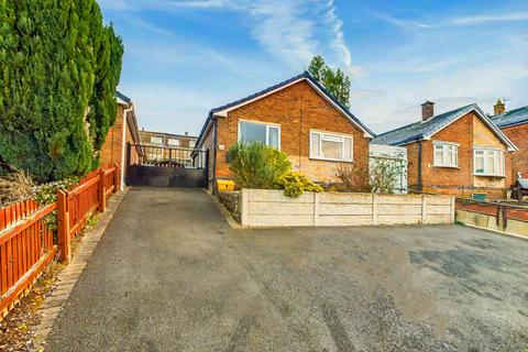 2 bedroom detached bungalow for sale, Patricia Drive, Nottingham NG5