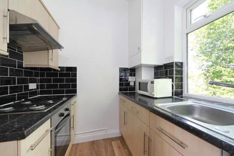 2 bedroom apartment to rent, Gratton Road, Brook Green, London, W14