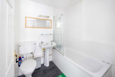 5 Tottan Terrace, London, E1 0NX