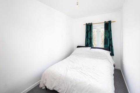5 Tottan Terrace, London, E1 0NX