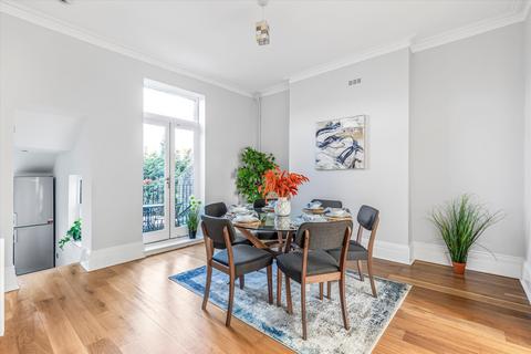 3 bedroom flat for sale, Friars Stile Road, Richmond, Surrey, TW10