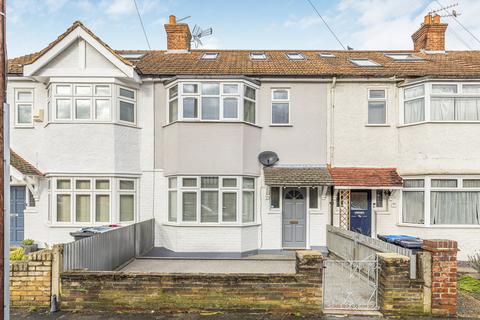12 Blakes Terrace, New Malden, KT3 6ET
