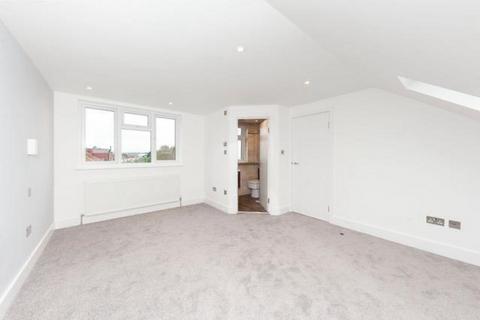 12 Blakes Terrace, New Malden, KT3 6ET