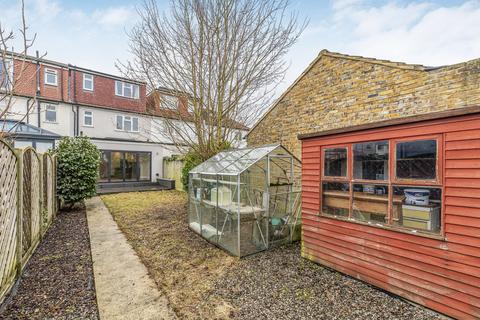 12 Blakes Terrace, New Malden, KT3 6ET