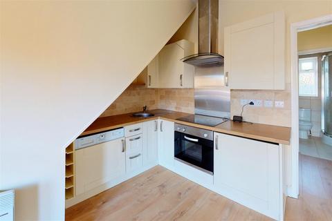 1 bedroom apartment to rent, Raglan Road, Knaphill, Woking, Surrey, GU21