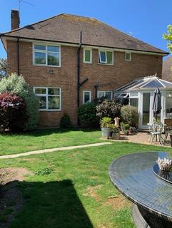 2 bedroom apartment to rent, Ashurst Drive, Goring-By-Sea, BN12