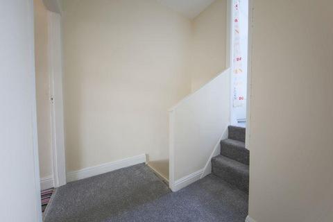 2 bedroom house to rent, Rouse Street, Rochdale