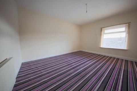 2 bedroom house to rent, Rouse Street, Rochdale