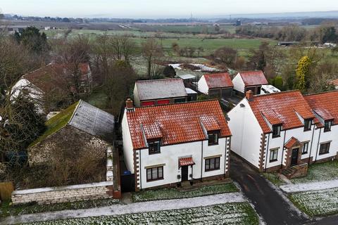 4 bedroom detached house for sale, North Street, Flixton, Scarborough