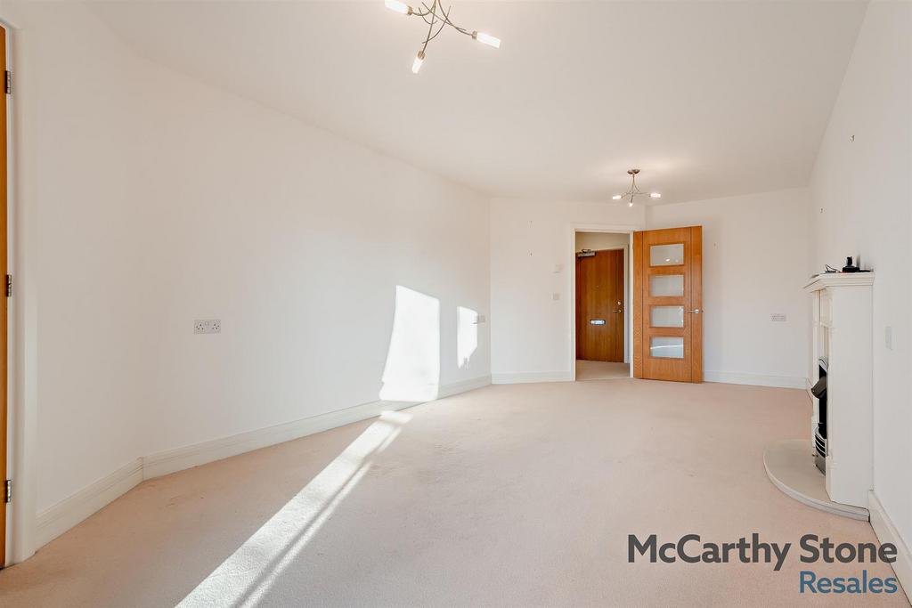 8632696-interior12-800.jpg