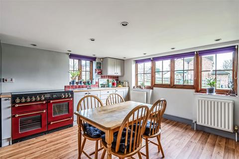 5 bedroom detached house for sale, Meldrum Close, Hurst Green