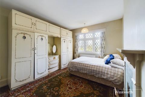 42 Windermere Avenue, Wembley, HA9 8SF