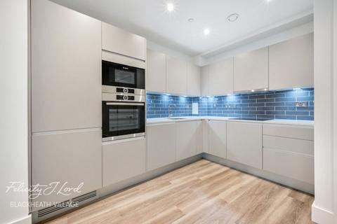 1 bedroom apartment for sale, Heathside, London