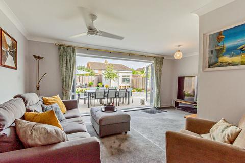 14 Cawcott Drive, Windsor, SL4 5PU