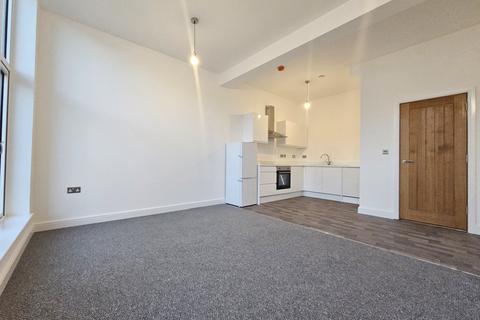 1 bedroom flat to rent, Crabbery Street, ST16 2BG