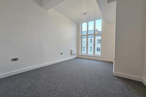 1 bedroom flat to rent, Crabbery Street, ST16 2BG