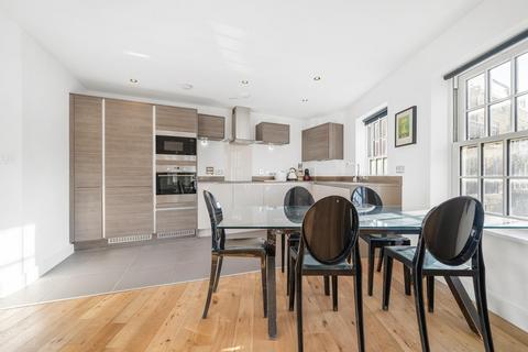 2 bedroom flat for sale, Ellis Terrace, London SE11